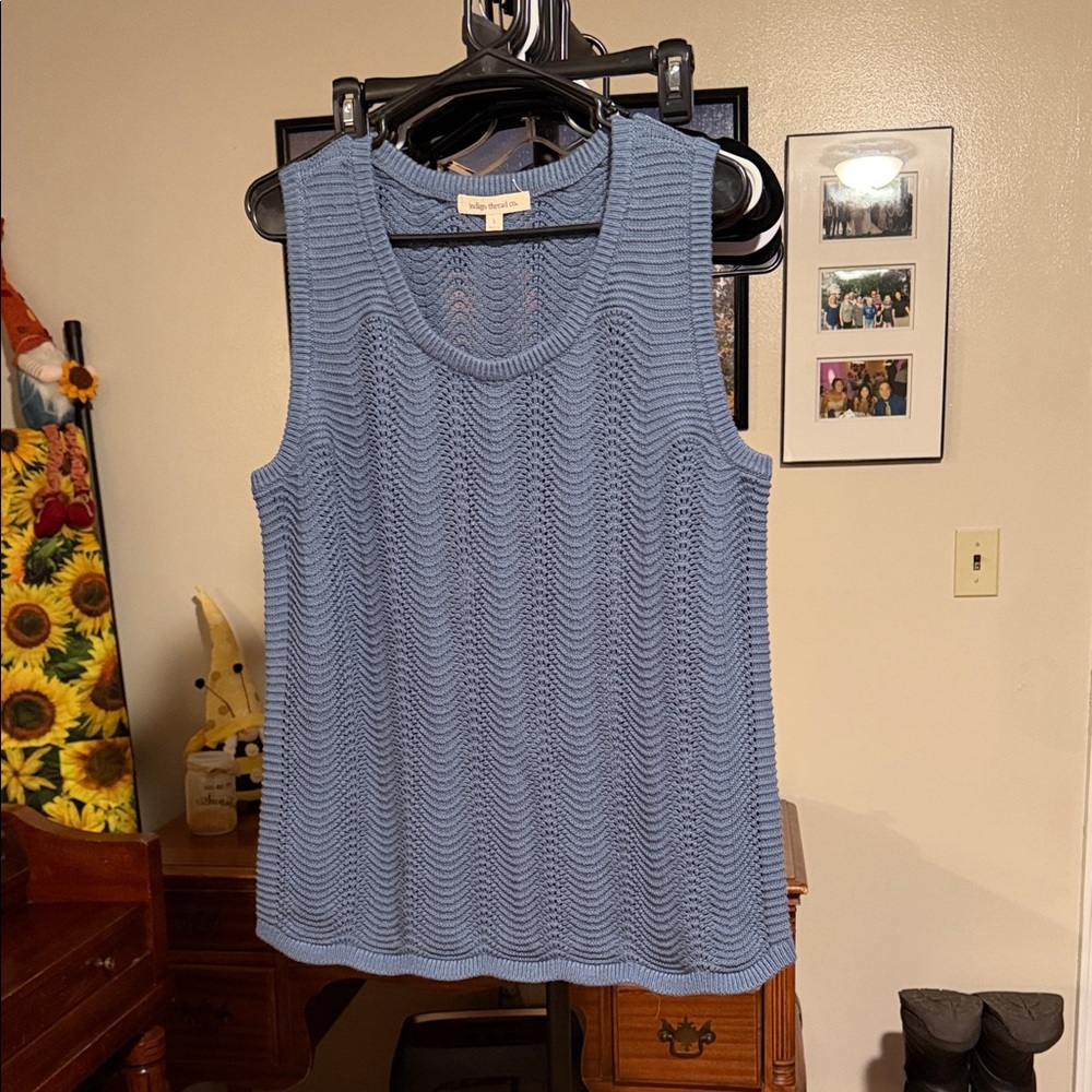 Elegant Blue Knit Tank Top